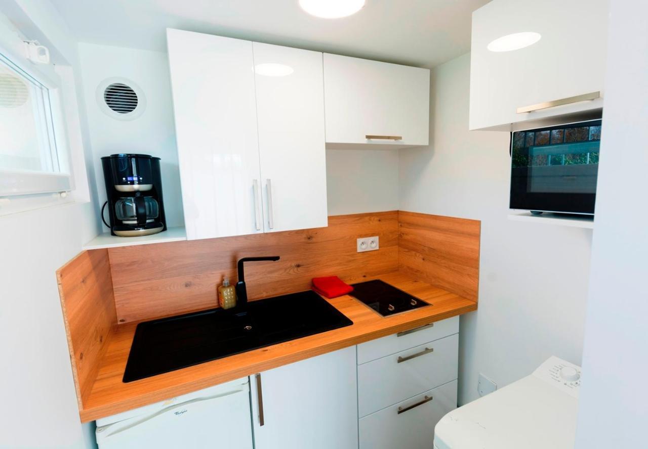 Lomener - La Goelette - 1 Appartement Avec 2 Chambres Et 2 Studios A 450M De La Plage Ploemeur Kültér fotó